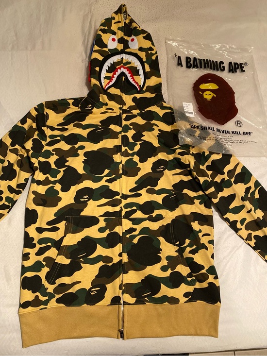 A Bathing Ape Other - Bathing ape hoodie size L brand new